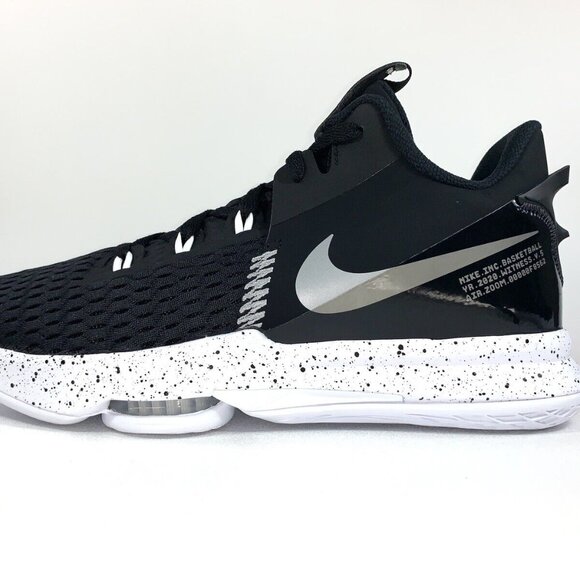 Nike LEBRON WITNESS 5🔥NIB Mens Nlack Basketball Training Shoes CQ9380-001 - Picture 1 of 8